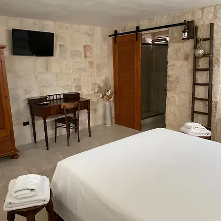 Il Grottino Di Claudina Apartment *